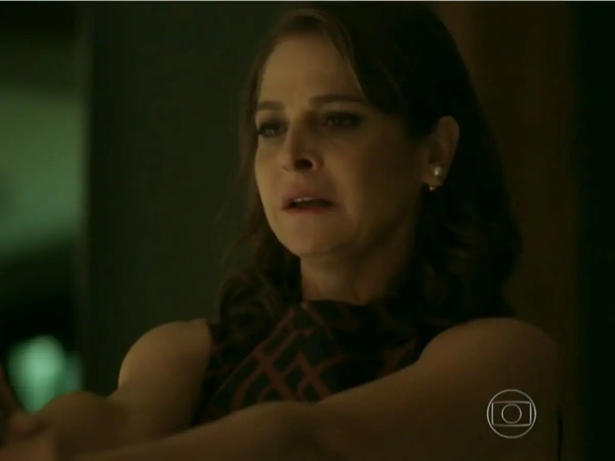 Carolina (Drica Moraes) em Verdades Secretas (Reprodução/Globo)