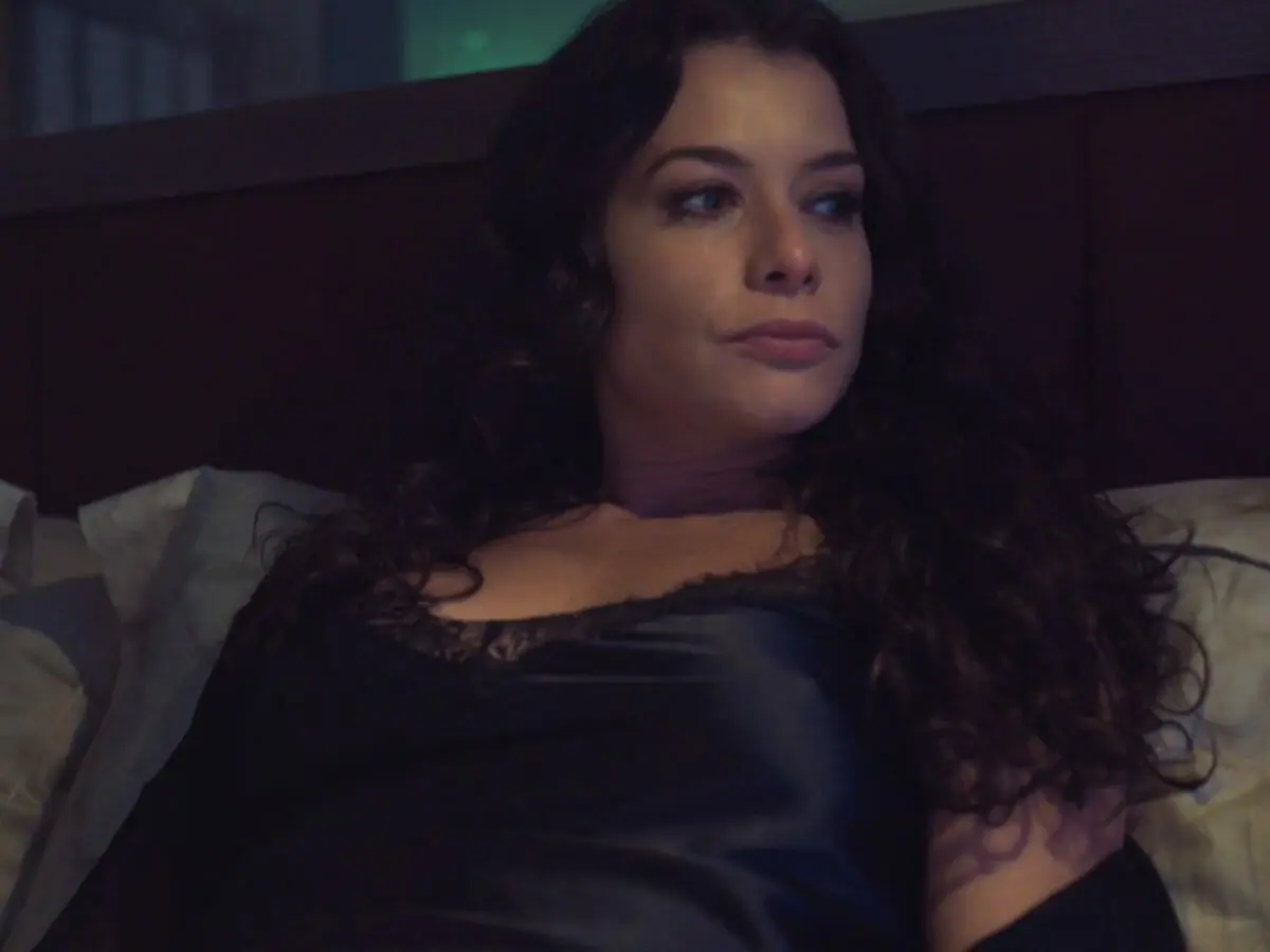 Bárbara (Alinne Moraes) em Um Lugar ao Sol (Reprodução/Globo)