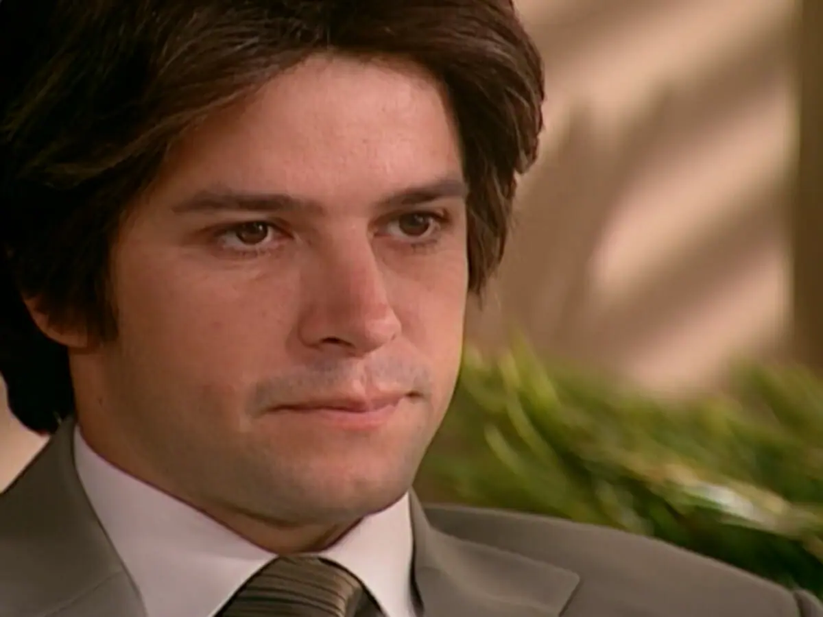 Lucas (Murilo Benício) em O Clone
