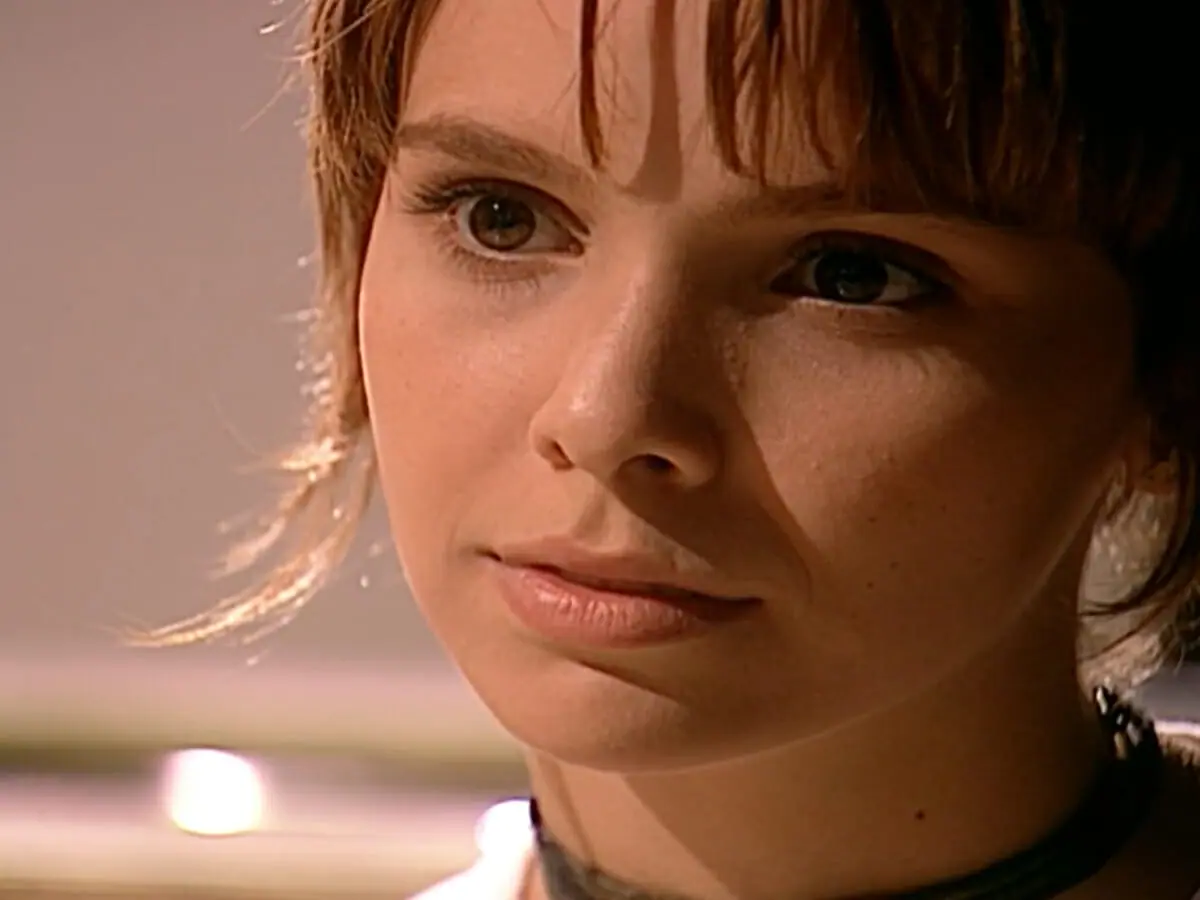 Mel (Débora Falabella) em O Clone