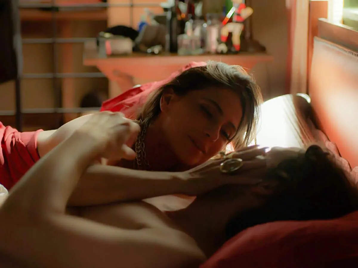 Paula (Giovanna Antonelli) e Neném (Vladimir Brichta) em Quanto Mais Vida, Melhor!