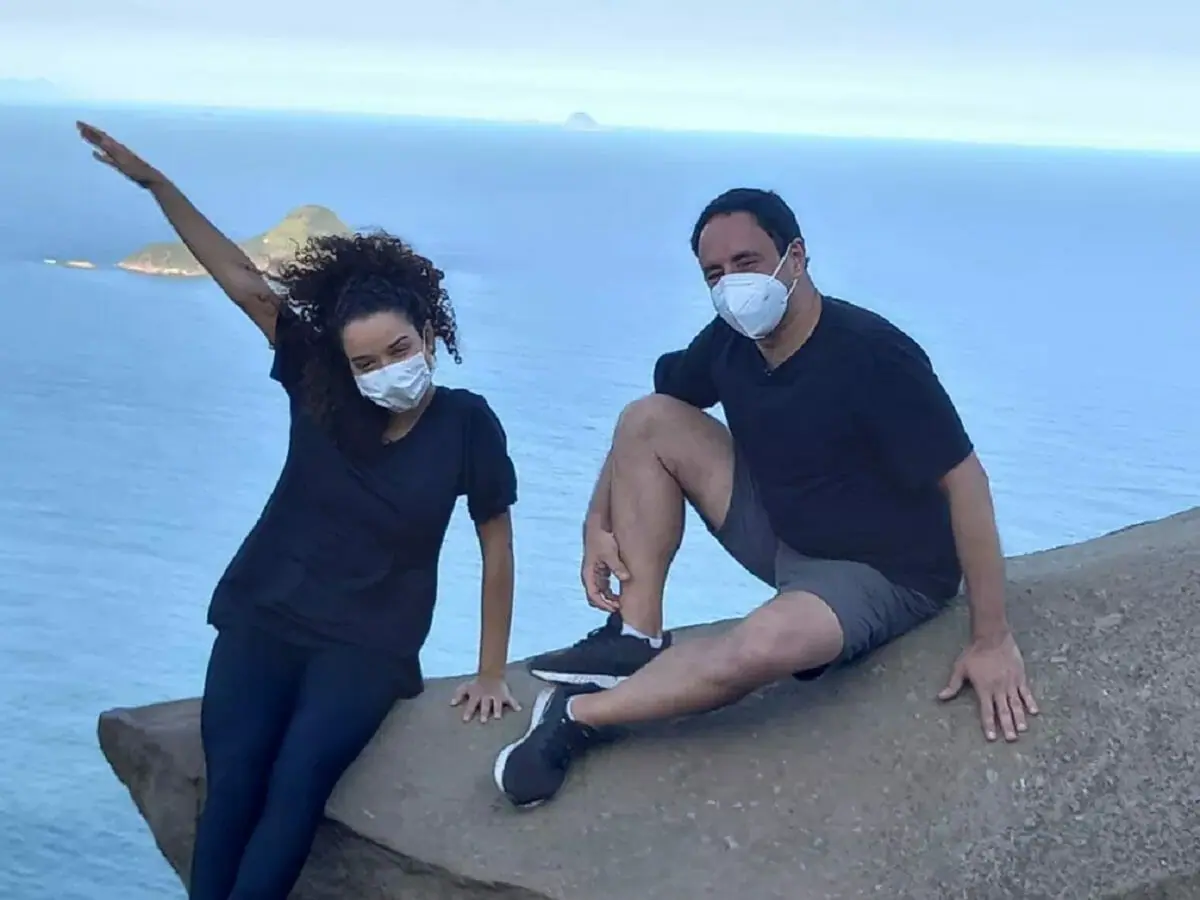 Daniella Dias e Pedro Bassan na Pedra do Telégrafo