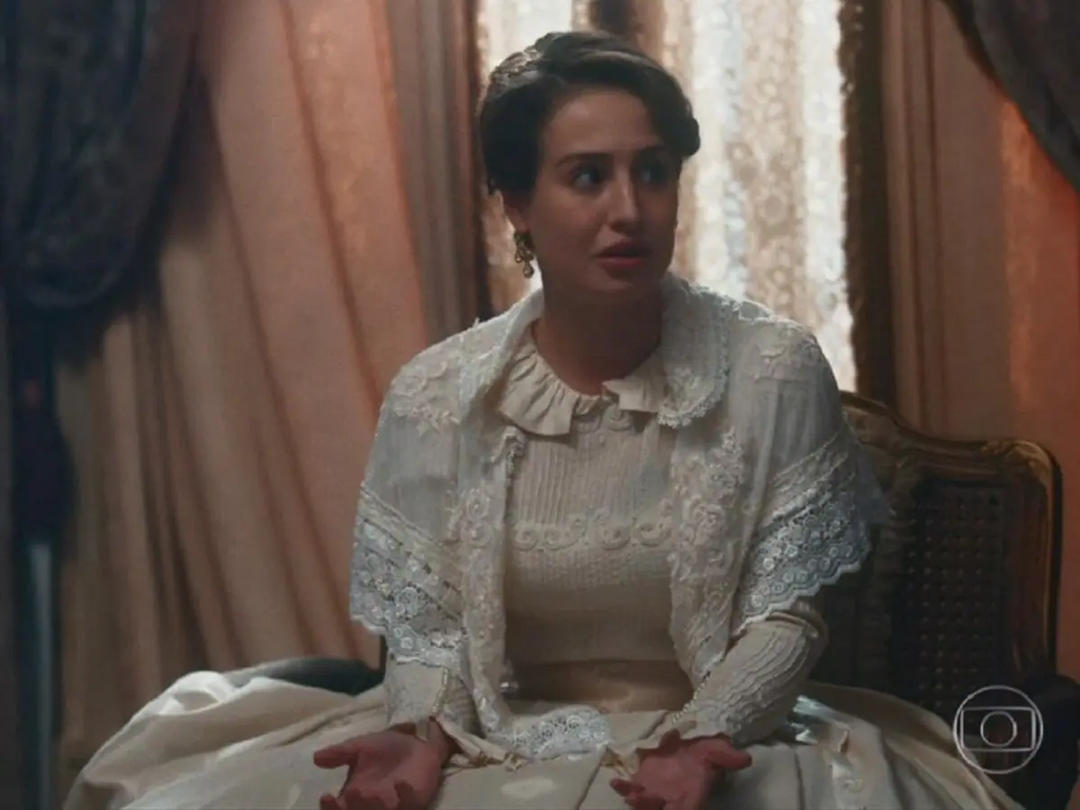 Leopoldina (Bruna Griphao) em Nos Tempos do Imperador