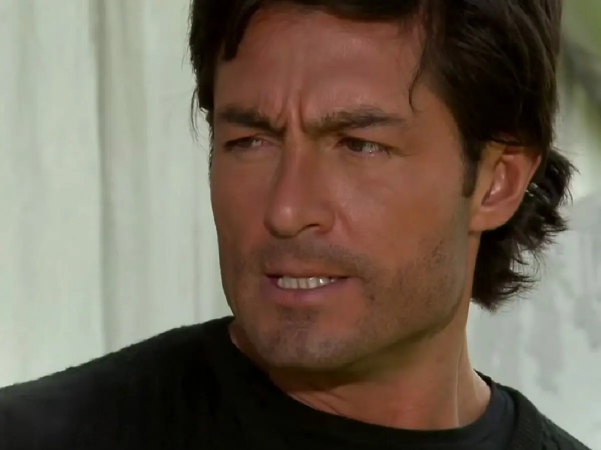 Eduardo (Fernando Colunga) em Amanhã é Para Sempre