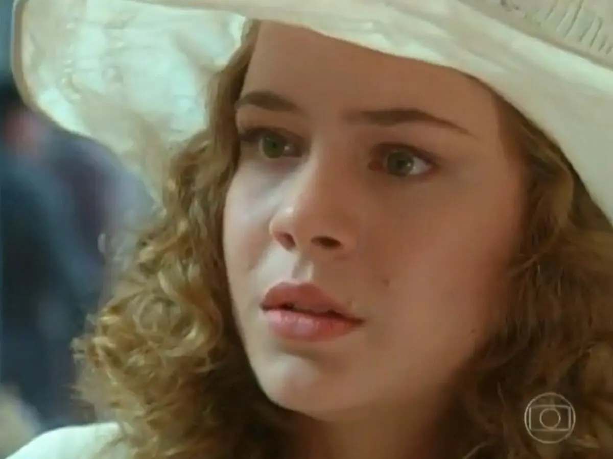 Bianca (Leandra Leal) em o Cravo e a Rosa