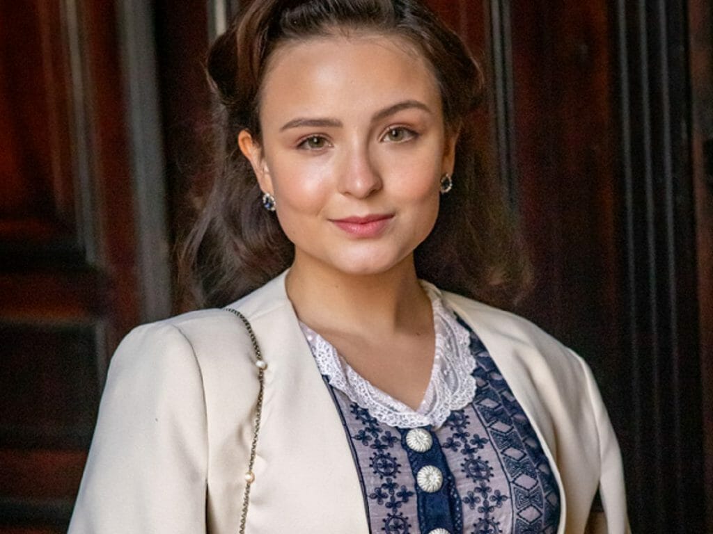Larissa Manoela em Al&eacute;m da Ilus&atilde;o