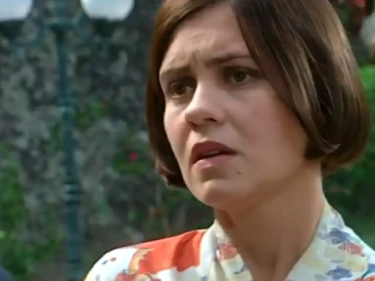 Catarina (Adriana Esteves) de O Cravo e a Rosa