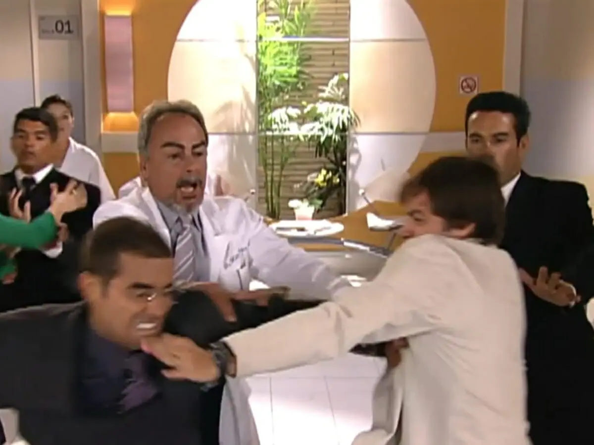 Toni (Ricardo Pereira) e Felipe (Heitor Martinez) de Prova de Amor