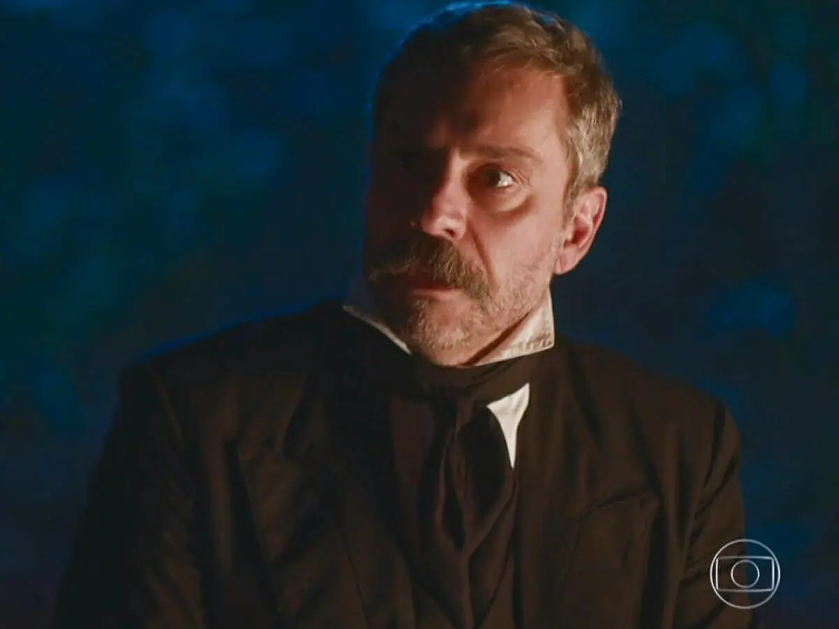 Tonico (Alexandre Nero) em Nos Tempos do Imperador