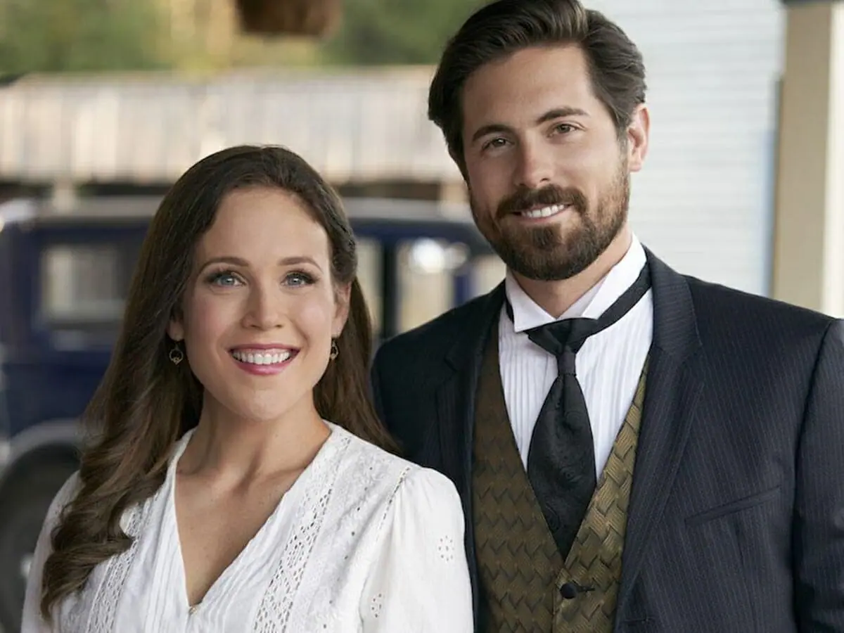 8ª temporada de When Calls the Heart estreia na Record TV em 14 de dezembro (Divulgação: Hallmark Channel)