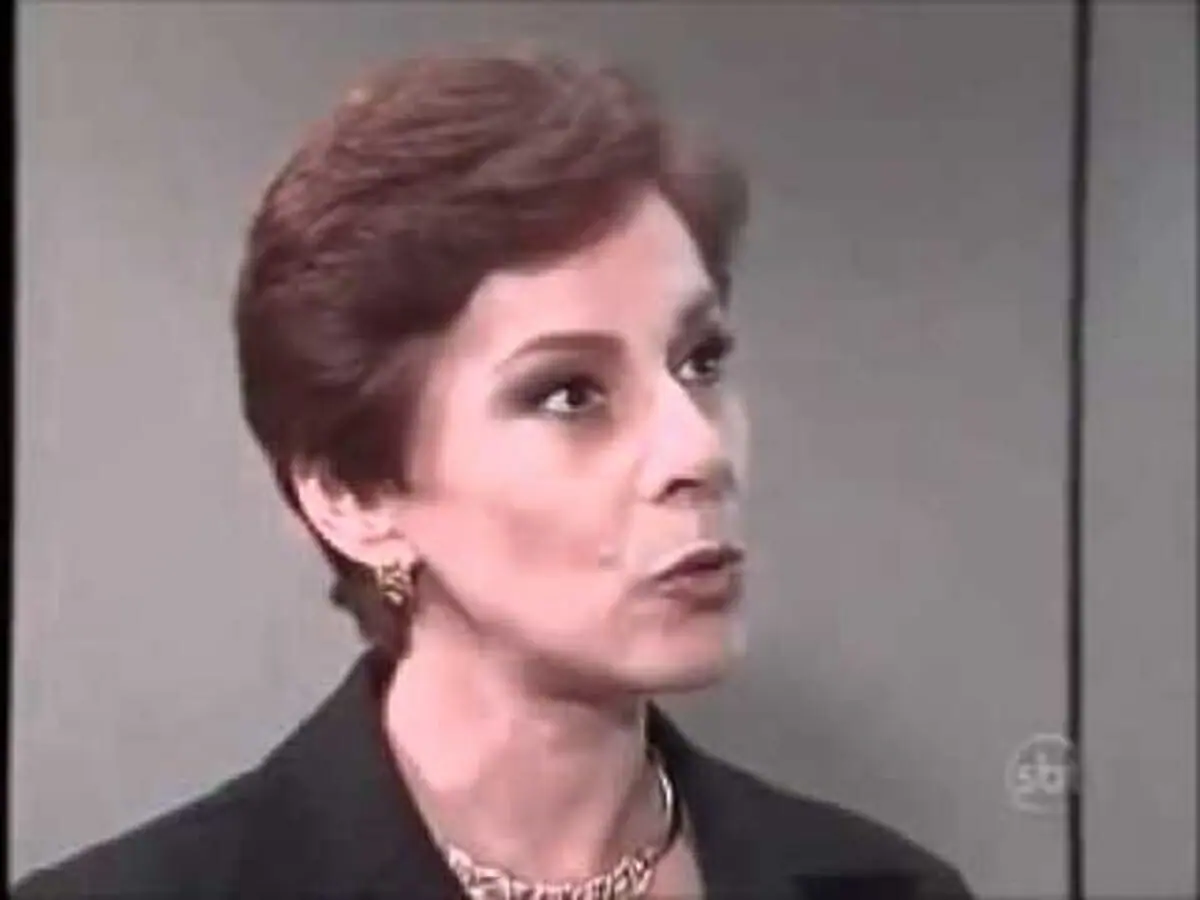 Glauce Graieb como Amparo em Marisol (Reprodução: SBT)