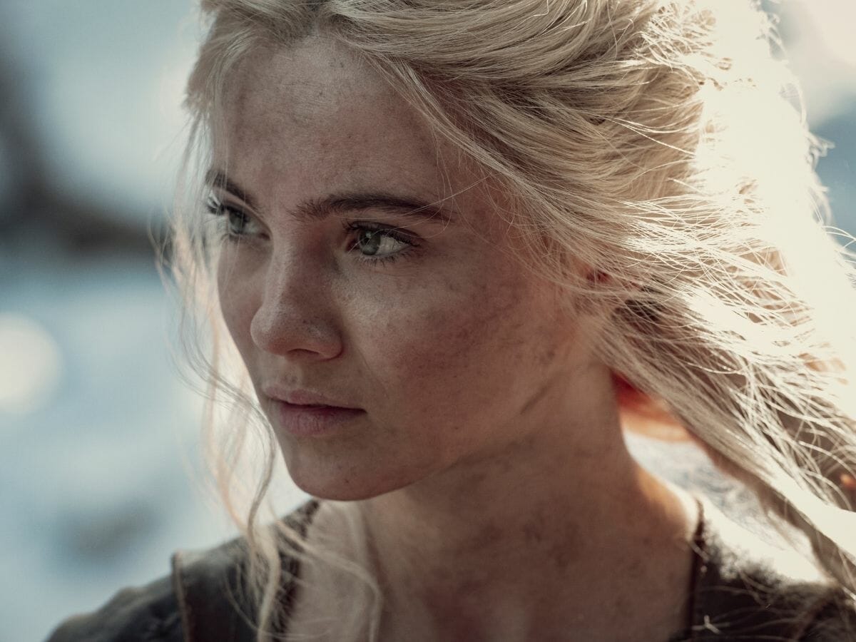 Freya Allan na segunda temporada de The Witcher