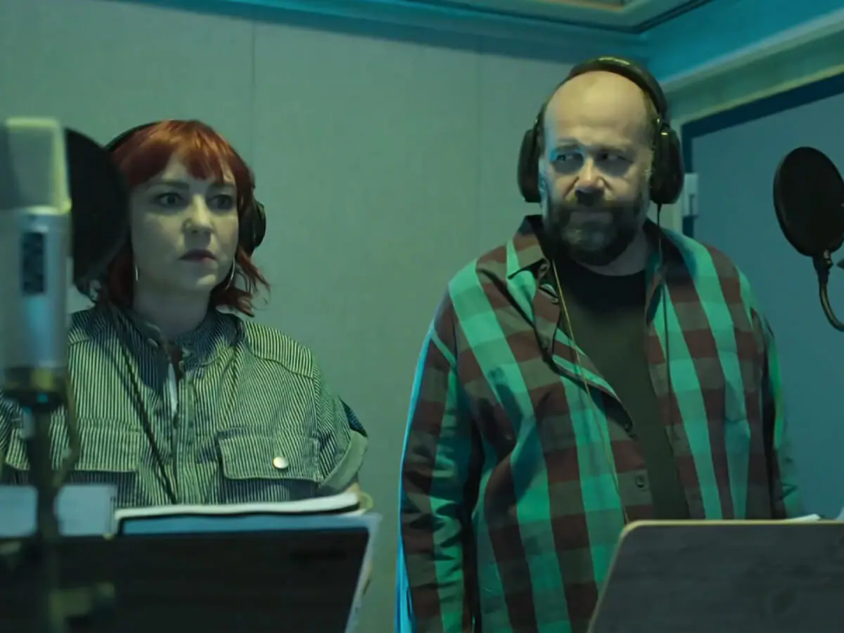 Nicole (Ana Baird) e Paco (Otávio Müller) em Um Lugar ao Sol