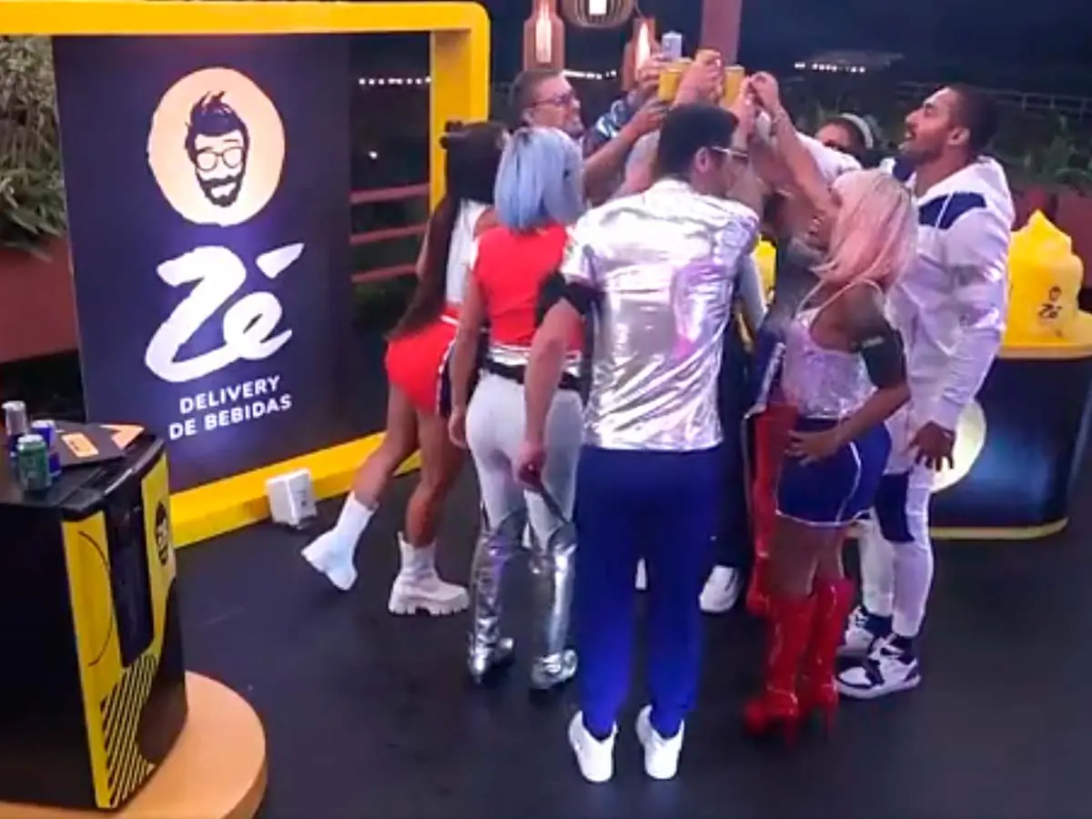 Peões participam de Amigo Secreto do Zé Delivery em A Fazenda 13