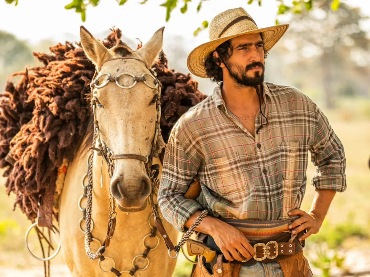 José Leôncio (Renato Góes) em Pantanal (Globo/João Miguel Júnior)