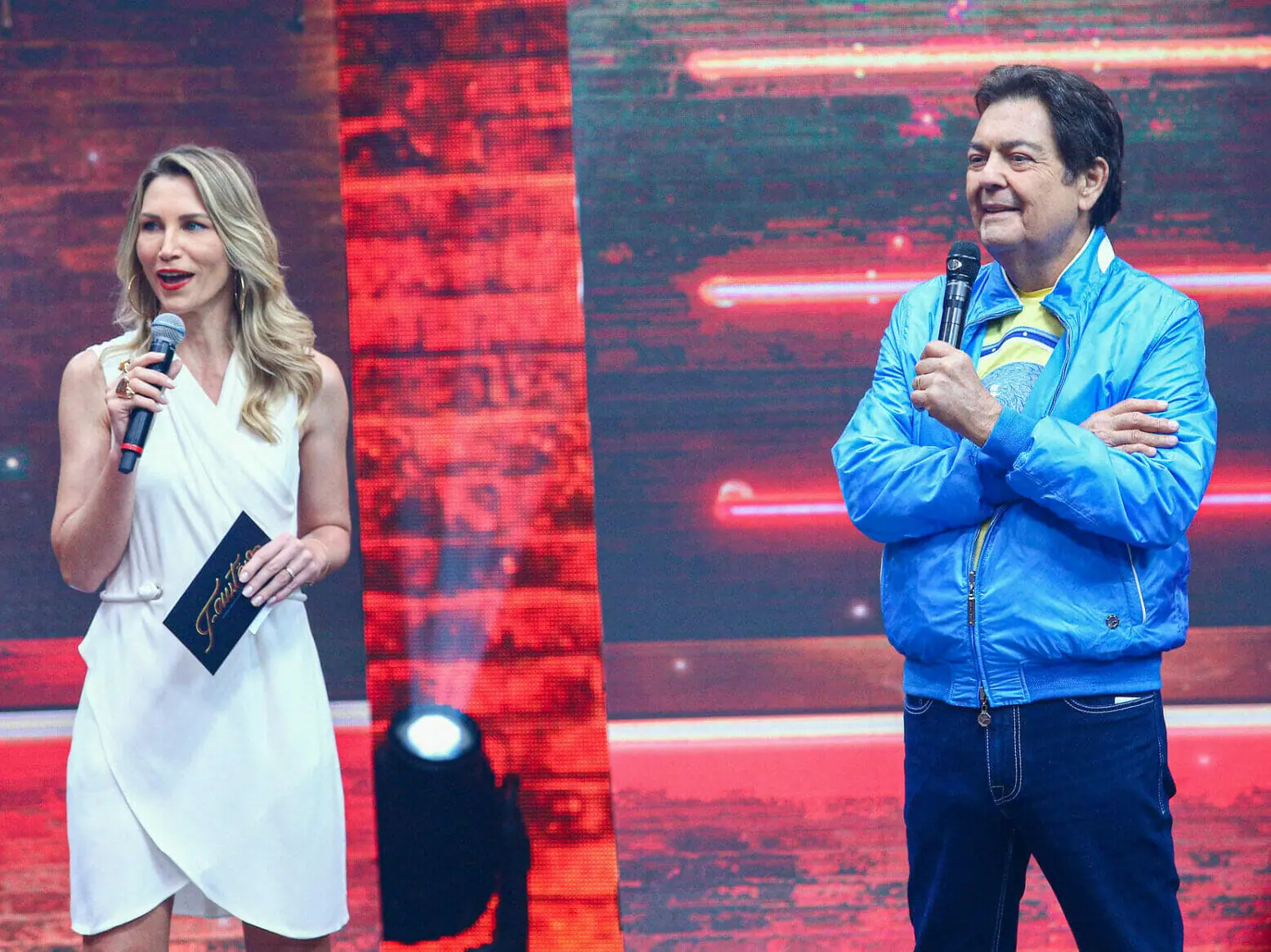 Anne Lottermann e Fausto Silva no Faustão na Band