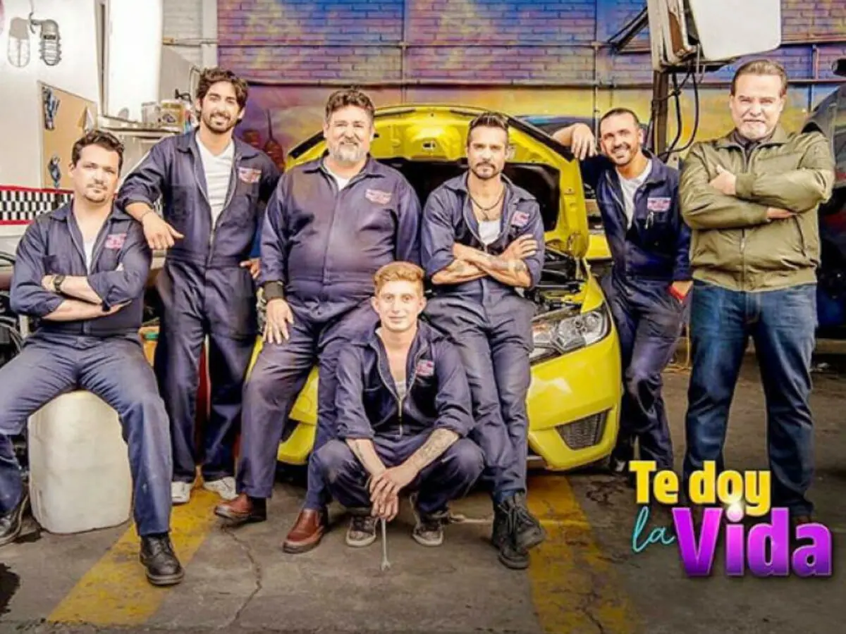 Atores que fazem os mecânicos em Te Dou a Vida (Divulgação)