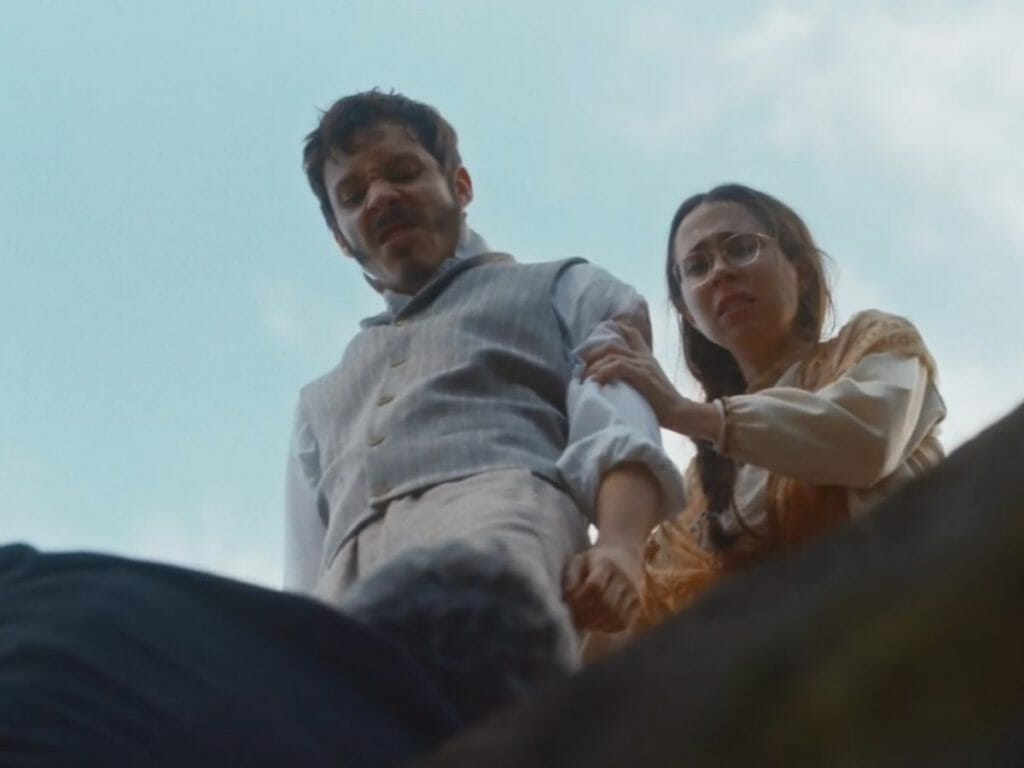 Nélio em cena com Dolores (Daphne Bozaski) - Reprodução/Globo