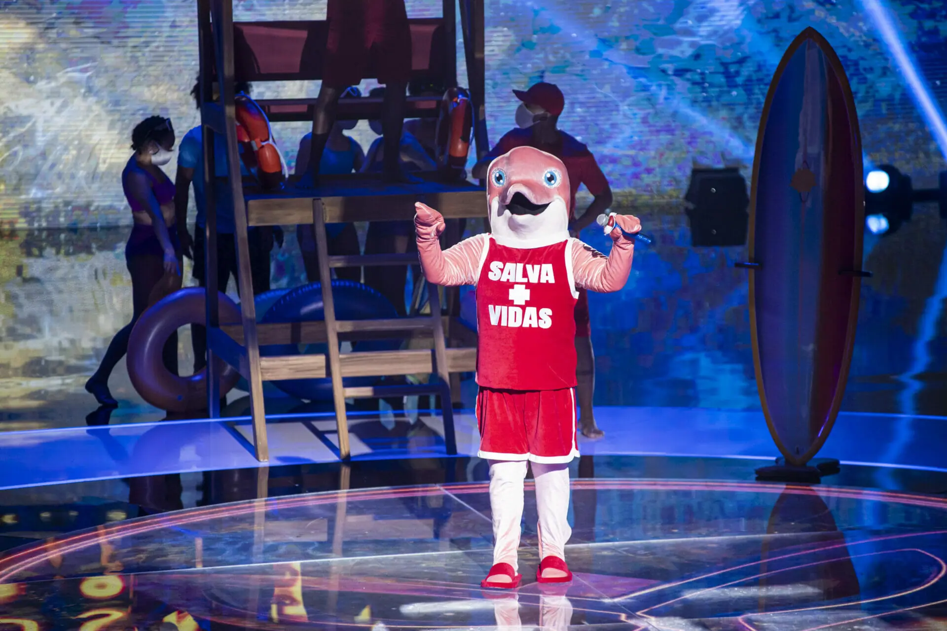 Boto no palco do The Masked Singer Brasil (Divulgacão)