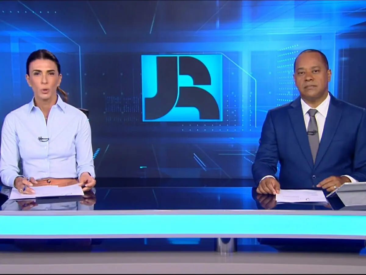 Janine Borba e Luiz Fara Monteiro no Jornal da Record