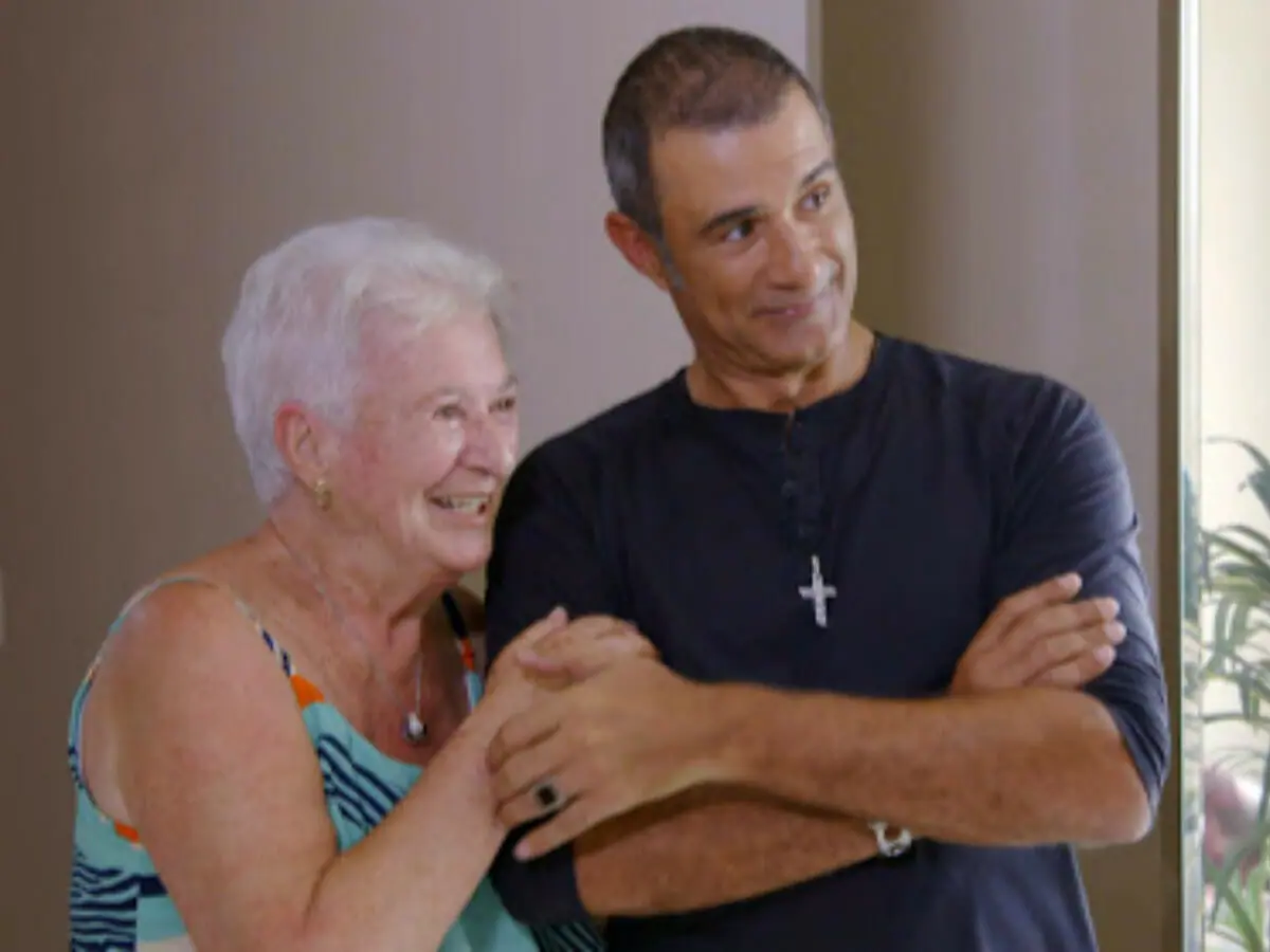 Marcos Pasquim e a mãe, Sueli (Divulgação SBT)