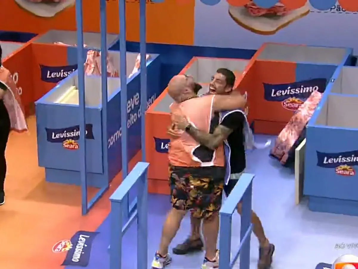 Pedro Scooby e Tiago Abravanel vencem a segunda Prova do Líder no BBB 22 (Reprodução/GloboPlay)