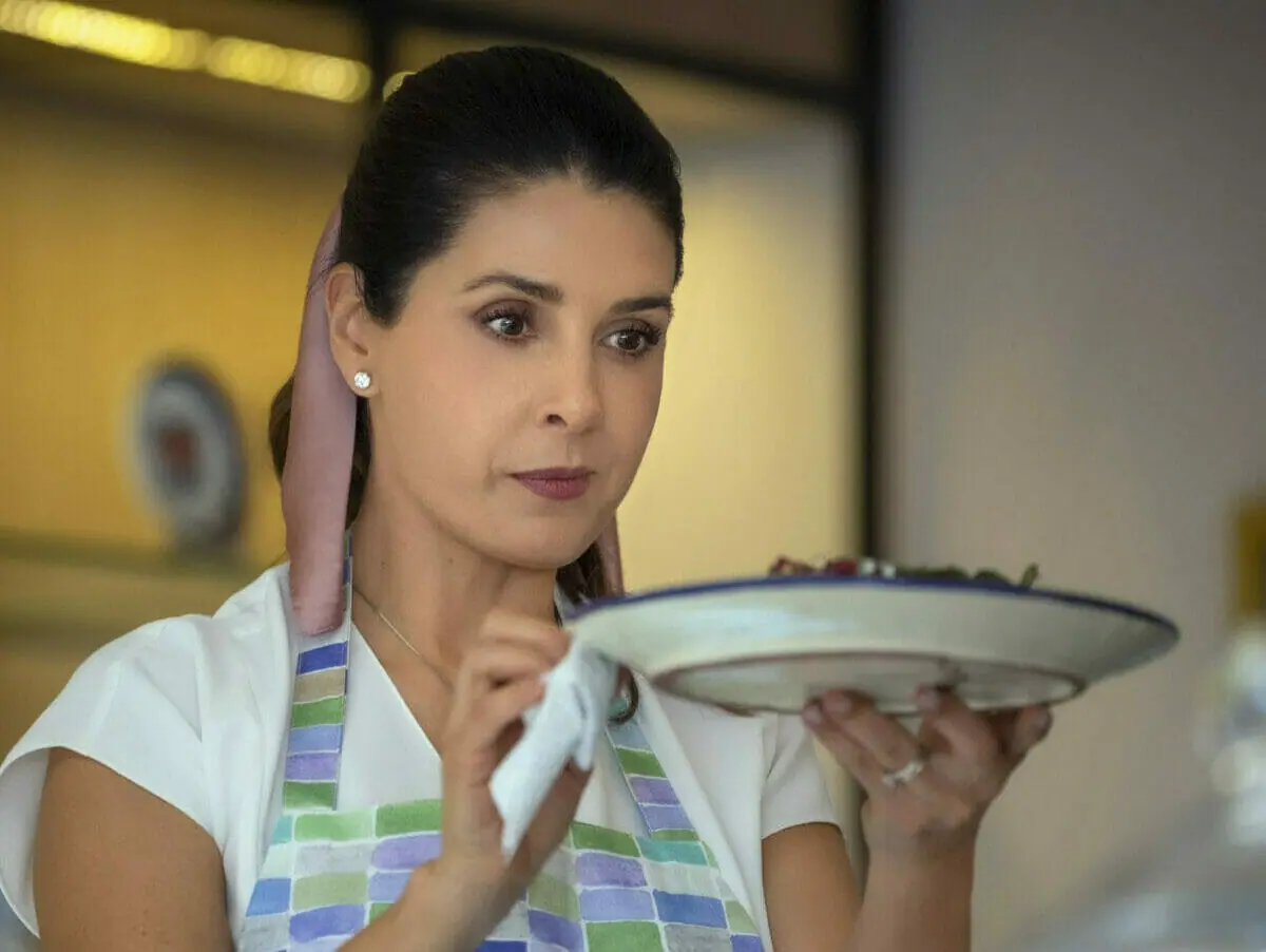Alice (Mayrín Villanueva) em Se Nos Deixam (Divulgação/SBT)
