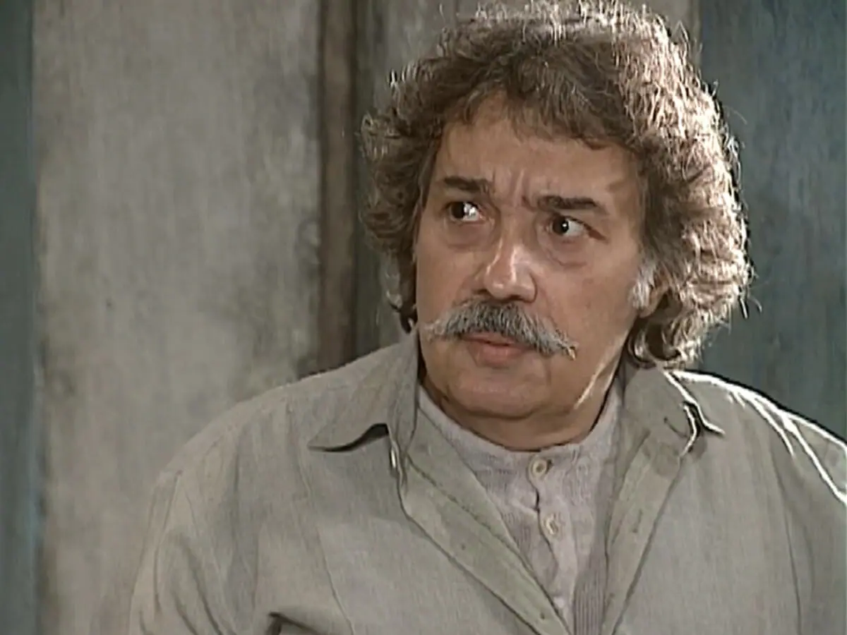 Calixto (Pedro Paulo Rangel) de O Cravo e a Rosa