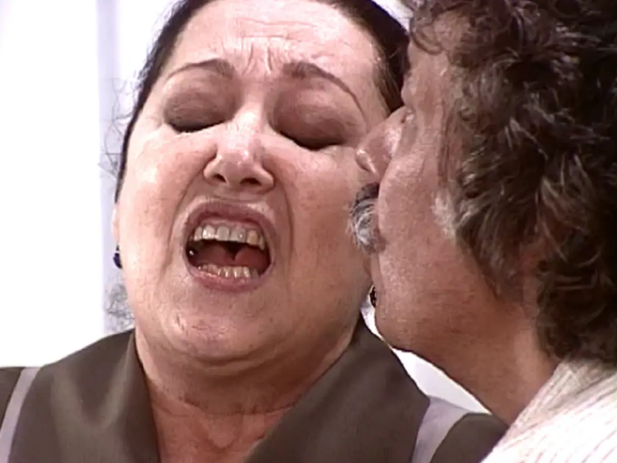 Mimosa (Suely Franco) e Calixto (Pedro Paulo Rangel) em O Cravo e a Rosa