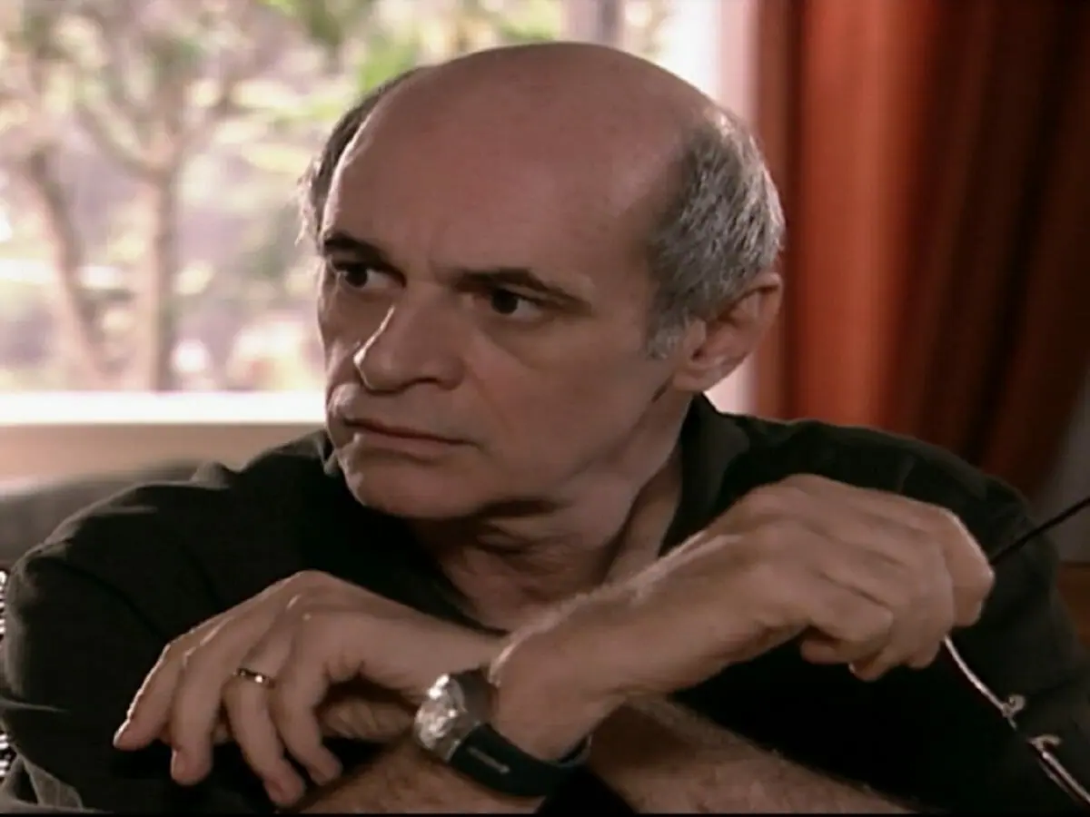 Alex (Marcos Caruso) em Páginas da Vida
