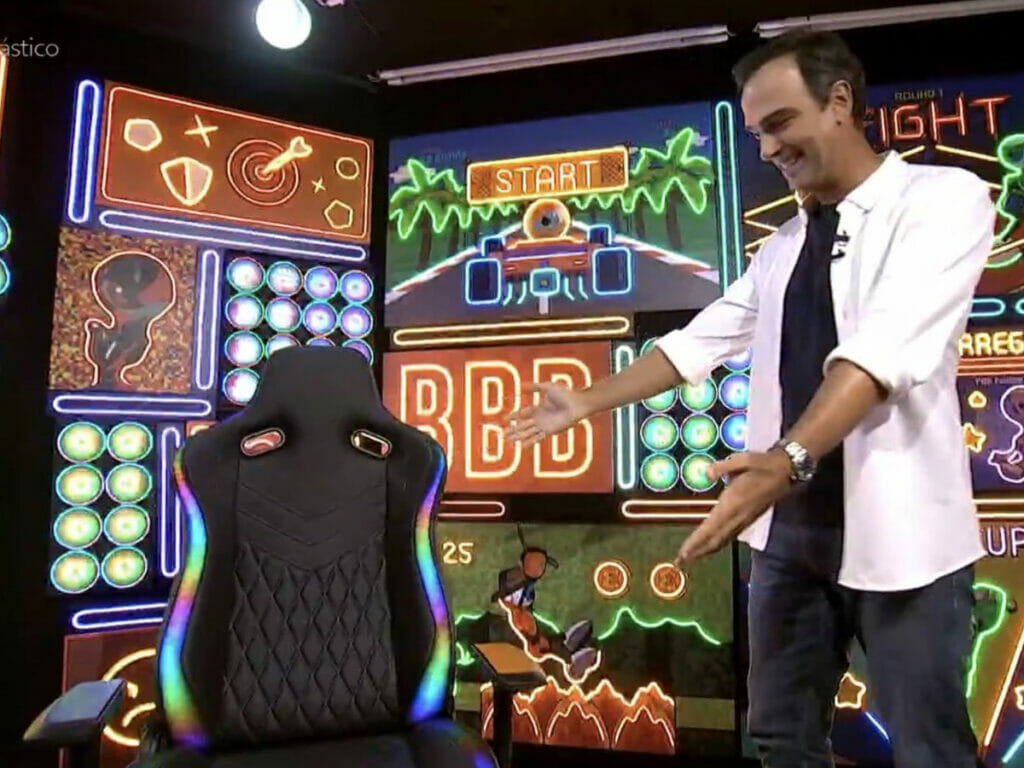 Tadeu Schmidt mostra o novo confessionário do BBB 22 (Reprodução/GloboPlay)