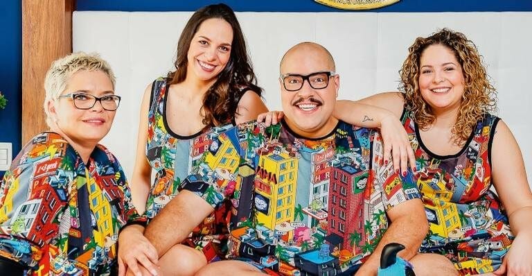 Tiago Abravanel com a mãe, Cintia, e as irmãs Ligia e Vivian (Foto Martin Gurfein)