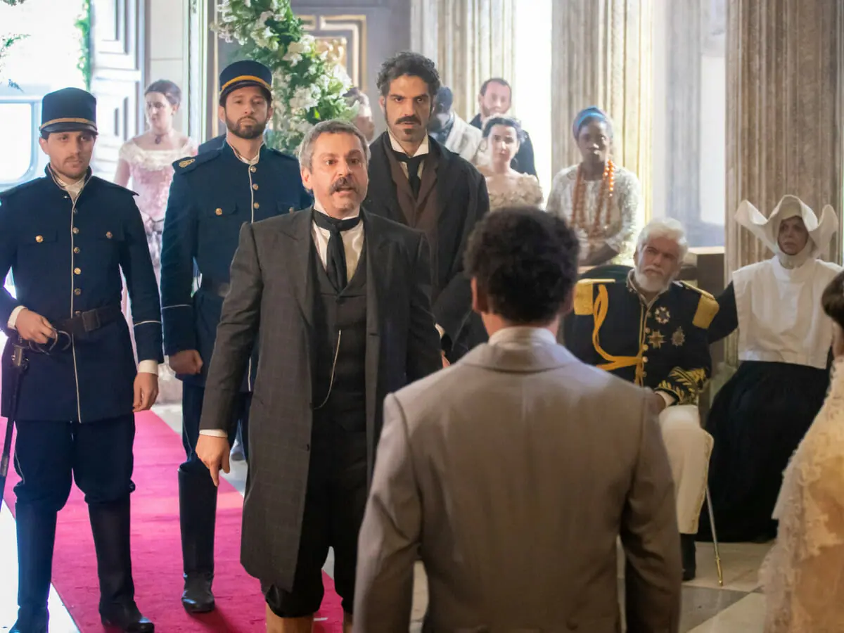 Tonico (Alexandre Nero) e Borges (Danilo Dal Farra) em Nos Tempos do Imperador; novela tem continuação (Divulgação Globo)