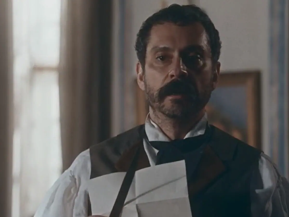Tonico (Alexandre Nero) em Nos Tempos do Imperador