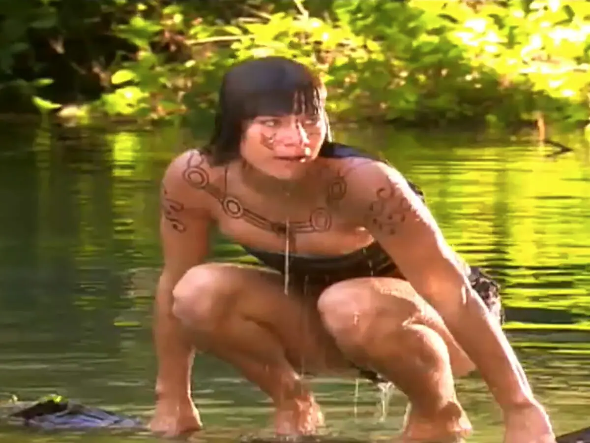 Priscila Fantin como Serena no terceiro capítulo de Alma Gêmea