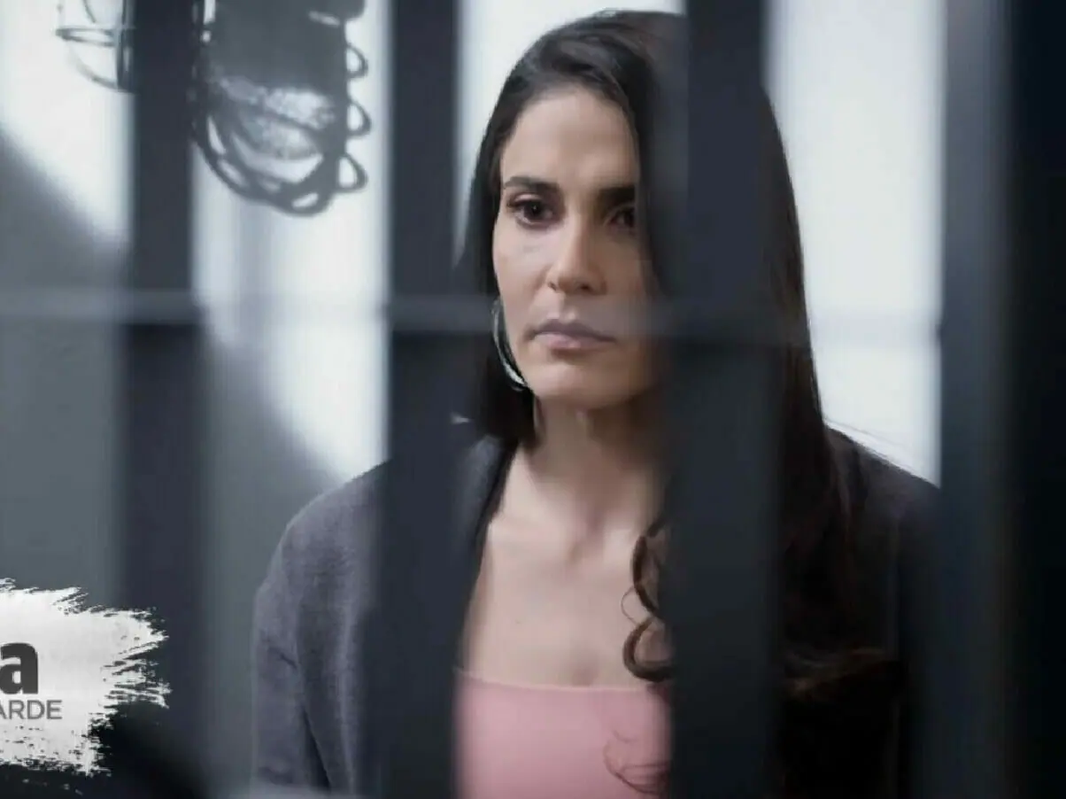 Helena (Eva Cedeño) em Te Dou a Vida (Reprodução/YouTube)
