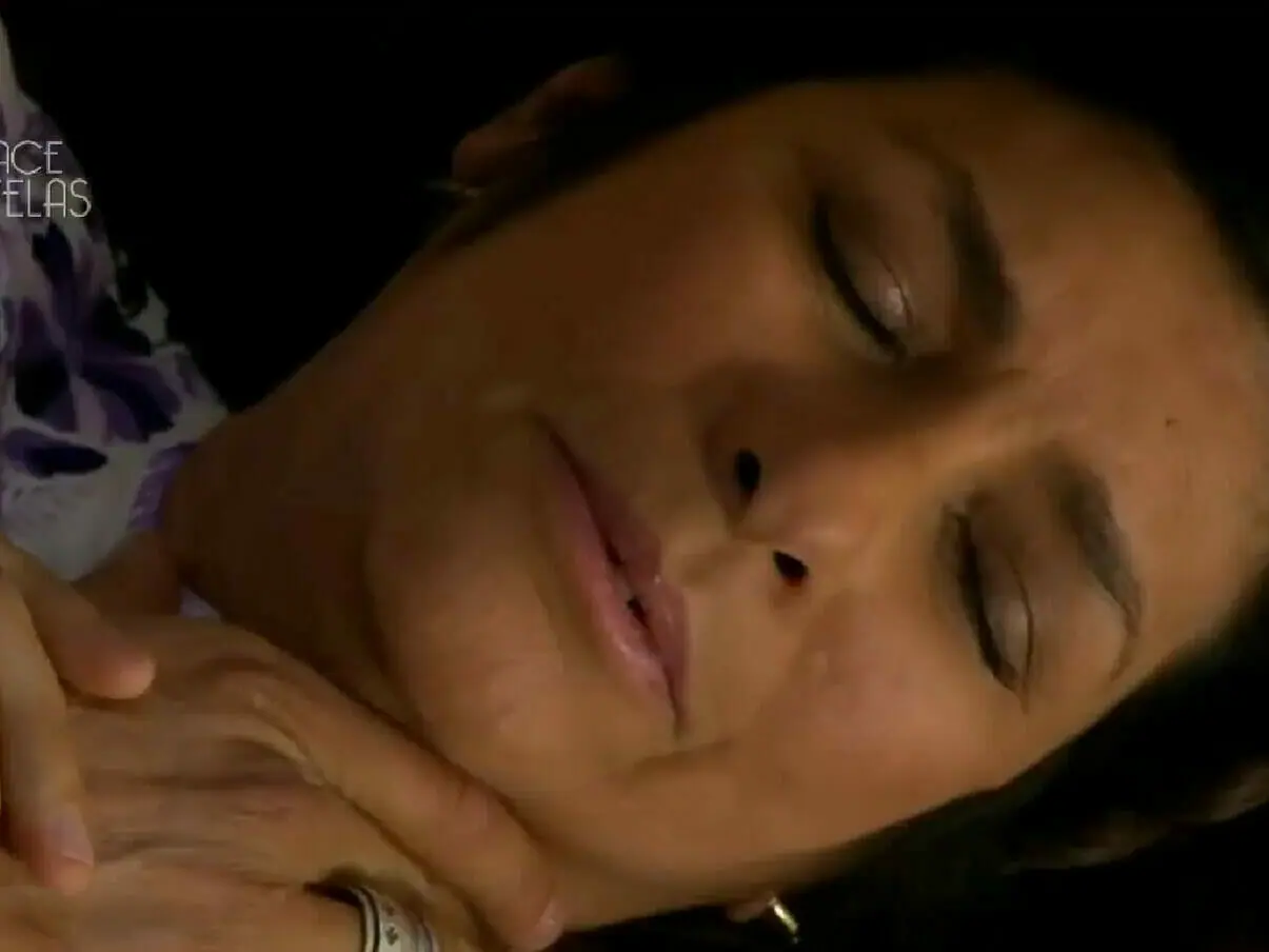 Luz (Raquel Olmedo) em Mar de Amor (Reprodução/YouTube)
