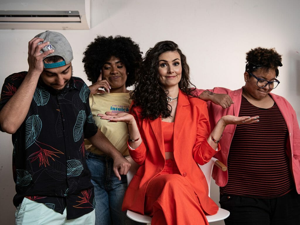 Nathalia Arcuri e os endividados da terceira temporada do reality show Me Poupe!
