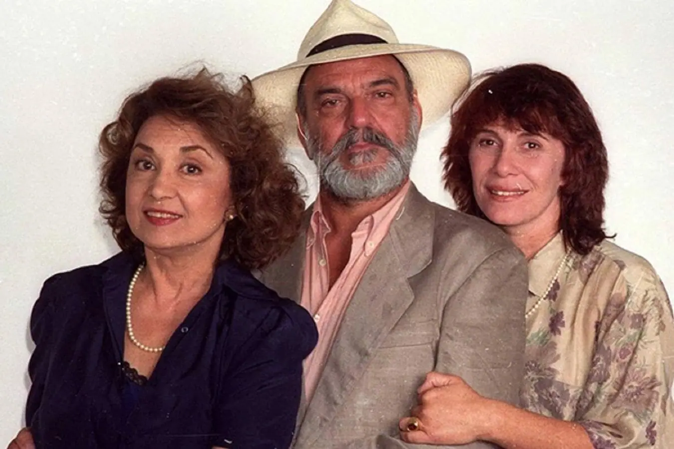 Hilda (Eva Wilma), Murilo (Lima Duarte) e Pilar (Renata Sorrah) em Pedra Sobre Pedra
