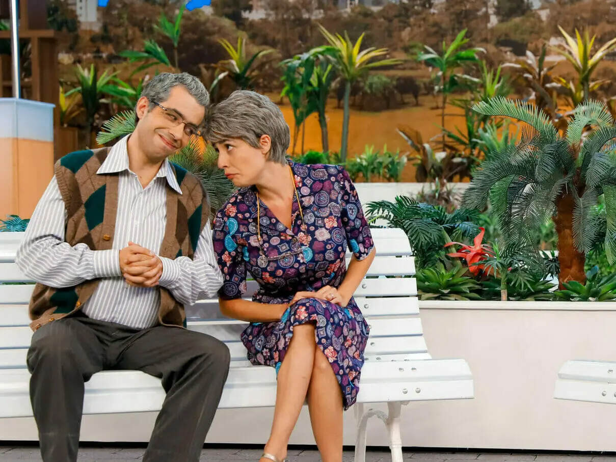 Sônia (Bibi Graça), Abrão (Tuca Graça) e Carlos Alberto de Nóbrega em A Praça é Nossa (Lourival Ribeiro/SBT)