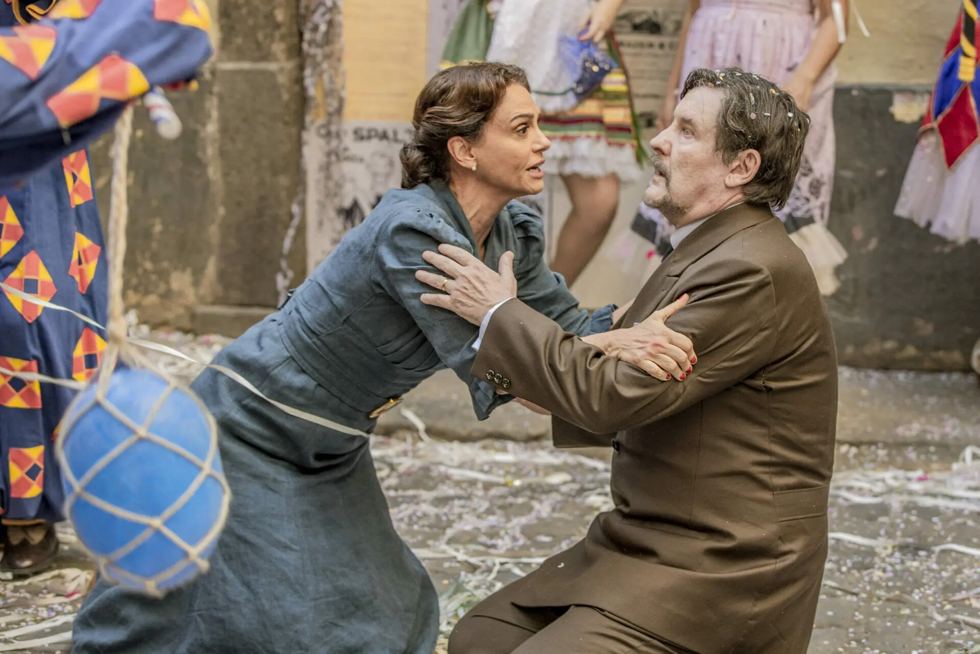 Violeta (Malu Galli) e Matias (Antonio Calloni ) de Além da Ilusão (Divulgação)
