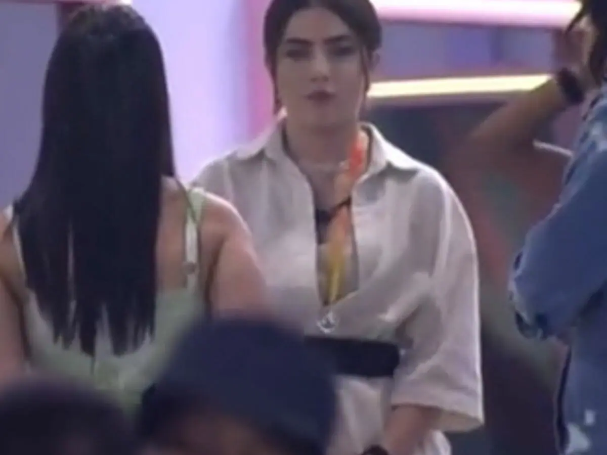 Jade Picon incomodada com aproximação de ´P.A e Arthur