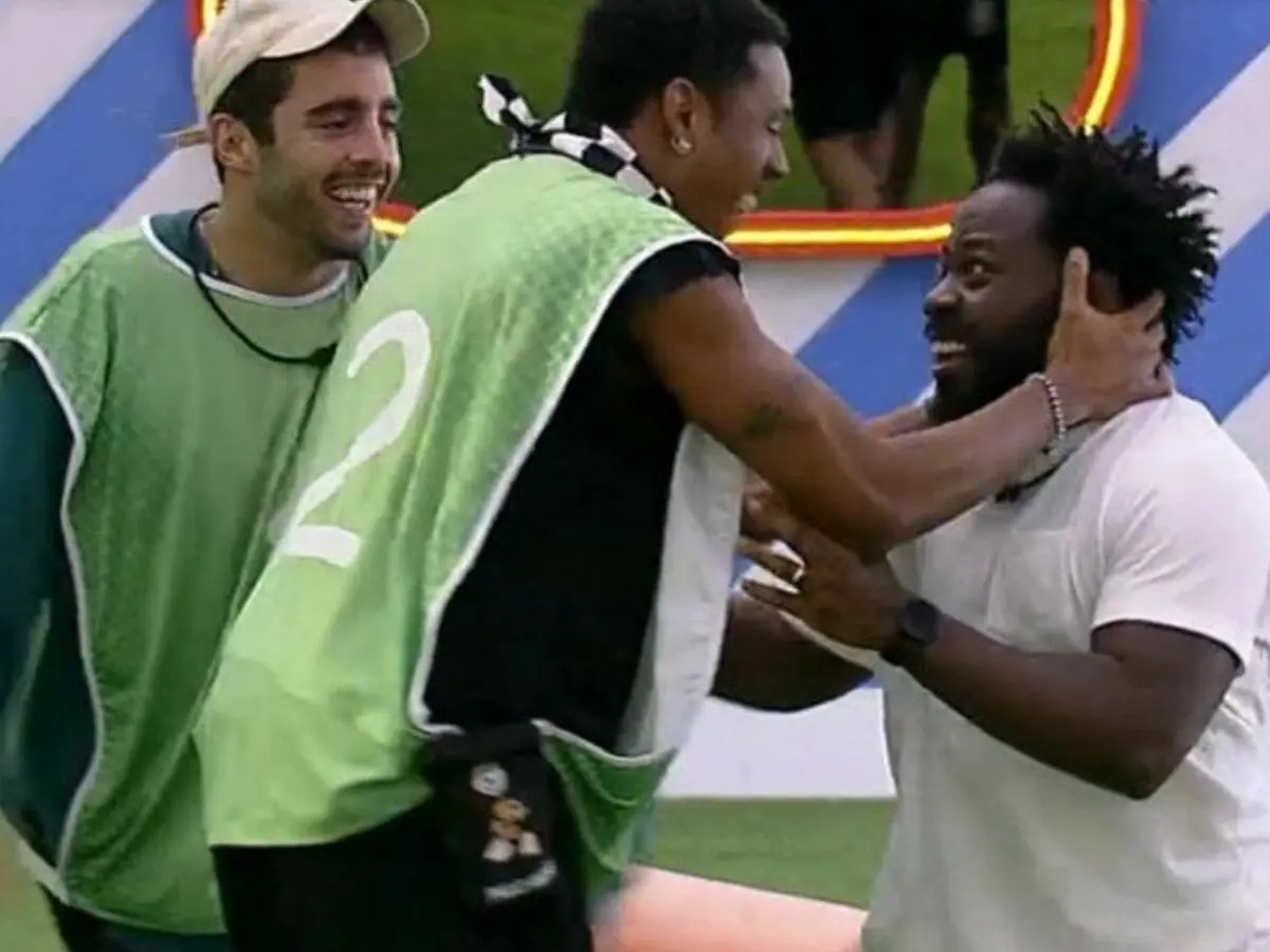 Pedro Scooby, Paulo André e Douglas Silva