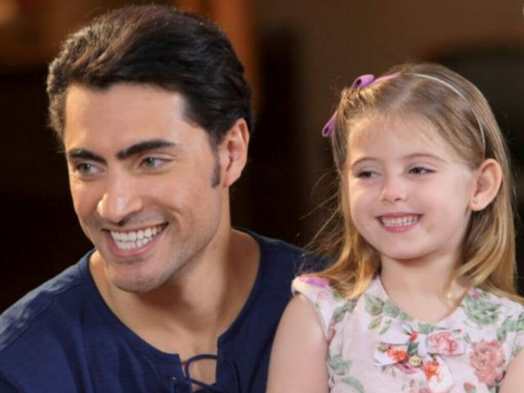 Carlo Porto e Lorena Queiroz na novela Carinha de Anjo (Divulgação)