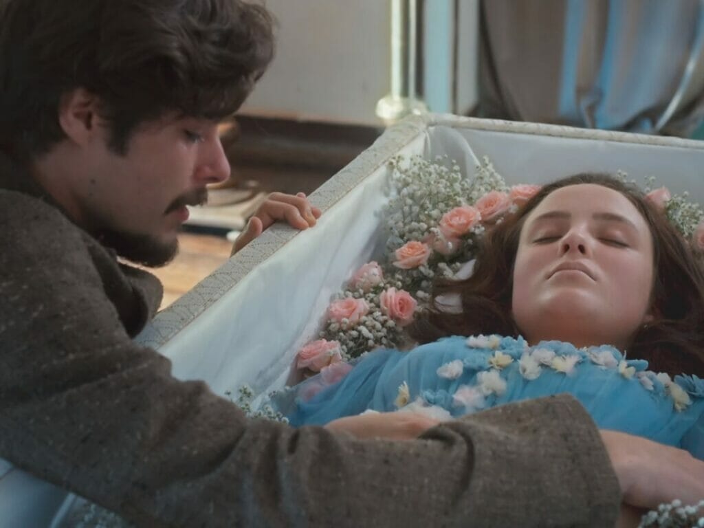 Davi (Rafael Vitti) e Elisa (Larissa Manoela) de Al&eacute;m da Ilus&atilde;o