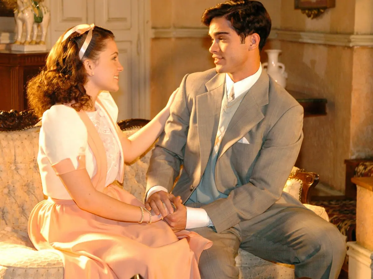 Cecília Dassi com Sidney Sampaio em Alma Gêmea (Globo/Márcio de Souza)