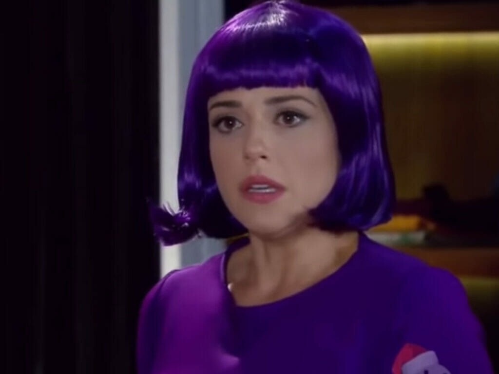 Estefânia (Priscila Sol) em Carinha de Anjo (Reprodução/SBT)