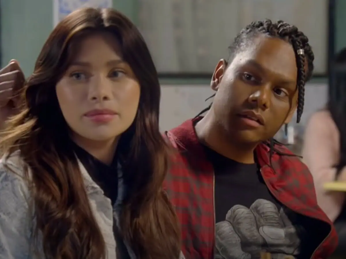 Brenda (Flávia Pavanelli) e Jeff (Vítor Brito) em Poliana Moça (Reprodução/SBT)