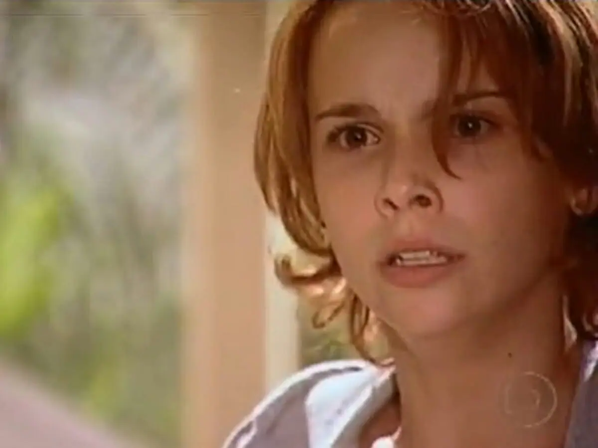 Mel (Débora Falabella) em O Clone