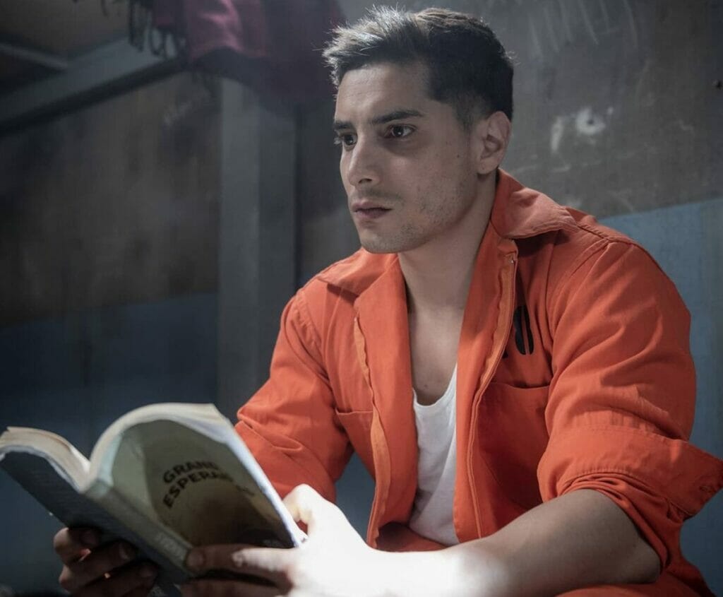 Paulo (Álex Perea) em Se Nos Deixam (Reprodução: Televisa)